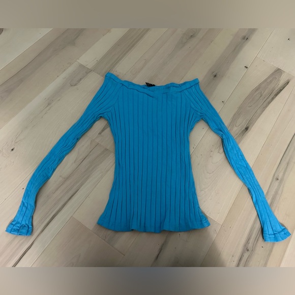 2 Ribbed Long Sleeve Stretch Tops Size XS - Picture 9 of 9
